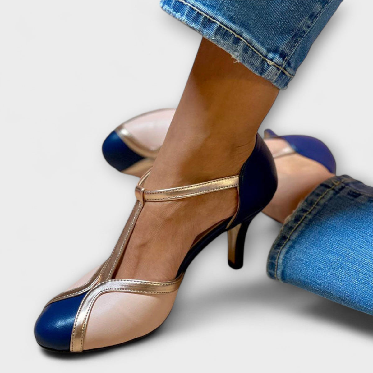 Alicia – Salto Alto com tira em T em dois tons