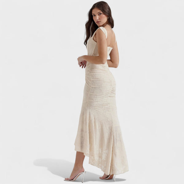 Eduarda - Vestido de Silhueta Romântica