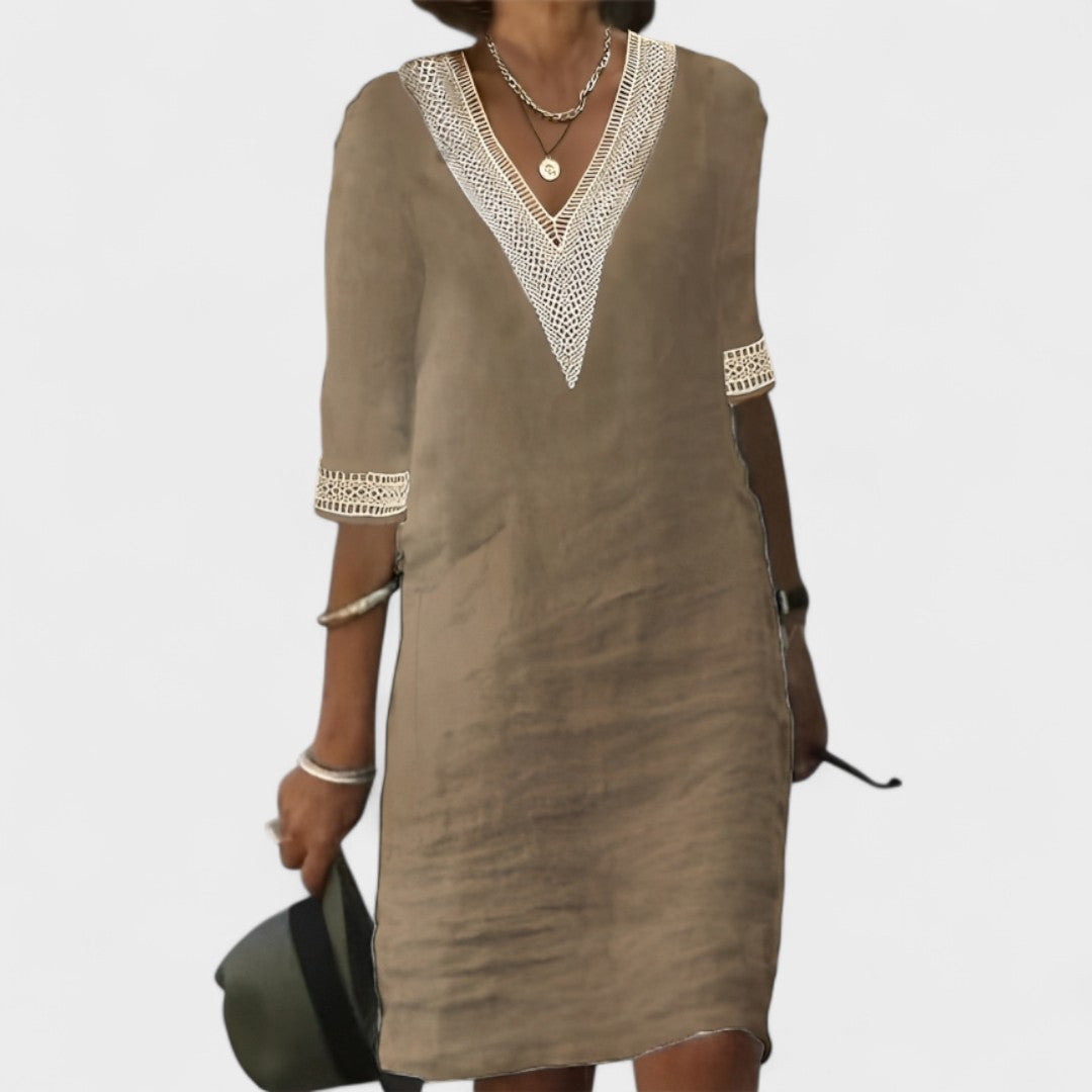 Carmen - Vestido de Verão em Linho com Renda Delicada