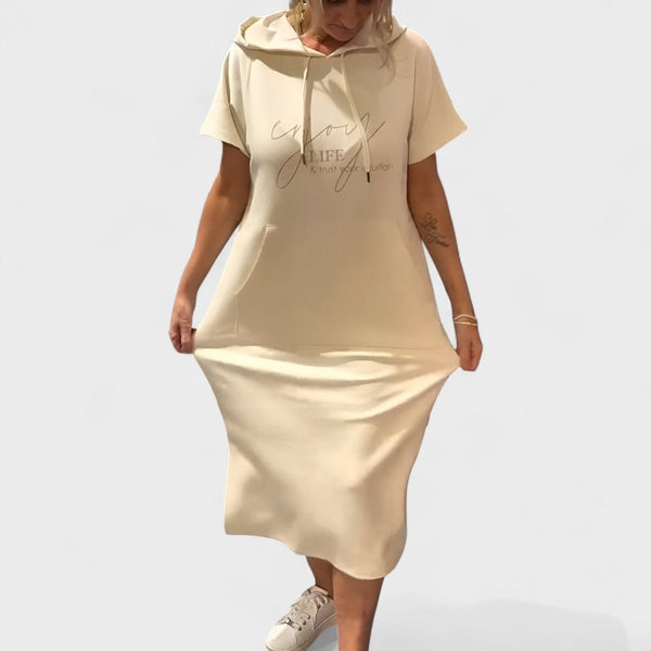 Petra - Vestido com Capuz